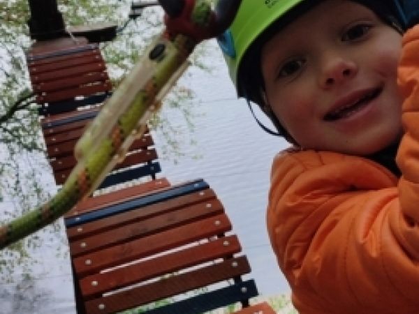 Dlaczego Warto Odwiedzić Krainę Wygasłych Wulkanów z Dziećmi